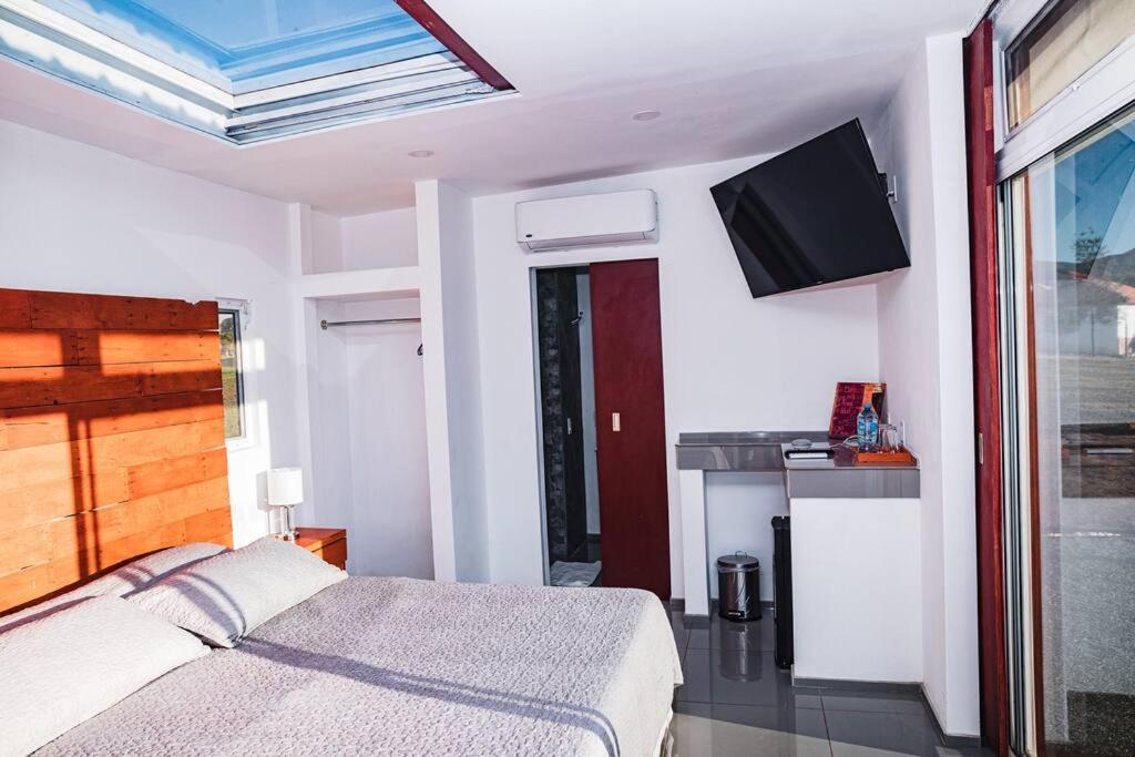הוילה ואלה דה גוואדלופה Cabana El Alamo Con Jacuzzi מראה חיצוני תמונה